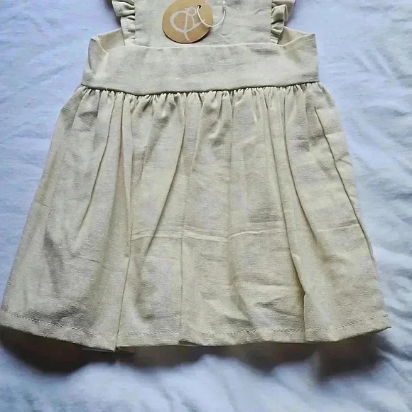 Girls Linen Dress - Picture 2 of 5
